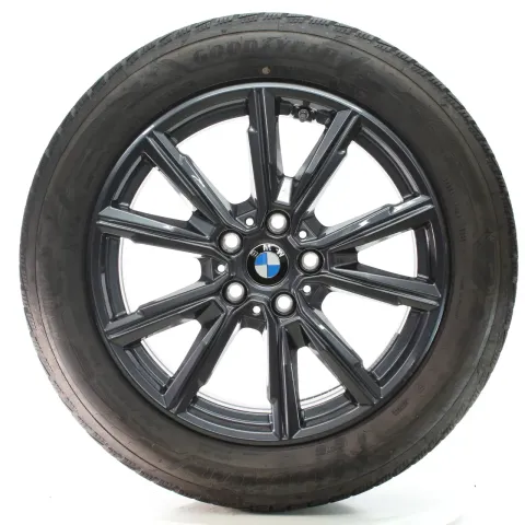 Background image for BMW 1er F70 2er F74 Winterräder V-Speiche 967 Goodyear 205/55R17 DOT25 5A45270