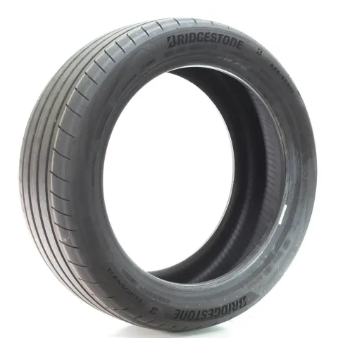 Background image for Sommerreifen Bridgestone Turanza 6 Enliten + 225/45R17 91W DOT26 DEMO