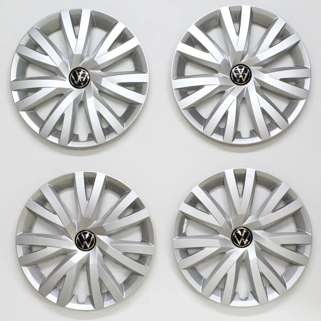 VW Golf 7 8 Radkappen 16 Zoll Radblenden Radzierblenden Original 5H0601147C 4Stk - Bild 1