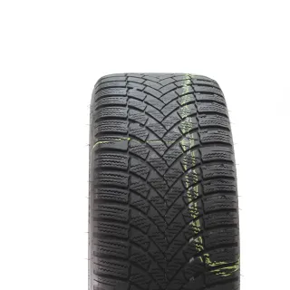 VW Golf 8 VIII CD1 Winterräder Bergamo Bridgestone 225/40R18 DOT25 5H0601025AB - Bild 4