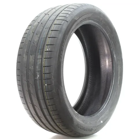 Background image for Sommerreifen Hankook Ventus S1 evo3 K127 * MO XL 245/45 R19 102Y DOT25 DEMO 1Stk