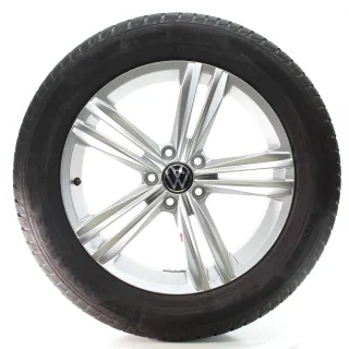 VW Tiguan II AD1 BJ2 Winterräder Sebring Barum 235/55R18 104H DOT24 5NA601025M - Bild 3