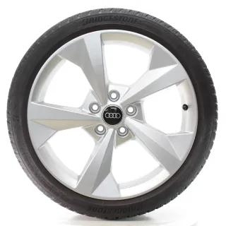 Audi A3 S3 8Y Winterräder 5-Speichen Bridgestone 225/40R18 DOT23 8Y0601025CP - Bild 1