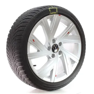 VW Golf VIII CD1 Winterräder Bergamo Bridgestone 225/40R18 92V DOT25 5H0601025AE - Bild 7