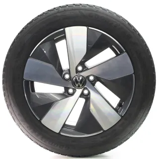 VW Passat B9 Variant CJ5 Winterräder Bologna Goodyear 215/55R17 DOT24 3J0601025K - Bild 3