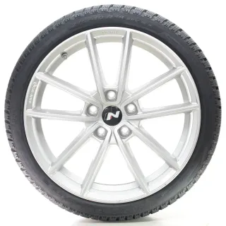 Hyundai i30 PDE GD i20N Winterräder Pirelli 215/40R18 89V DOT24 NEU KBA53398 - Bild 2