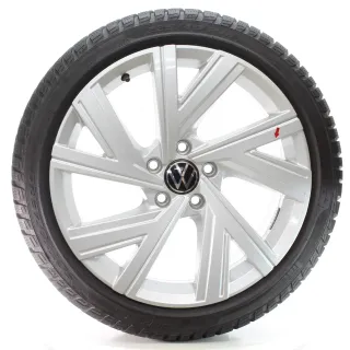 VW Golf 8 VIII CD1 Winterräder Bergamo Pirelli 225/40R18 92V DOT25 5H0601025AB - Bild 3