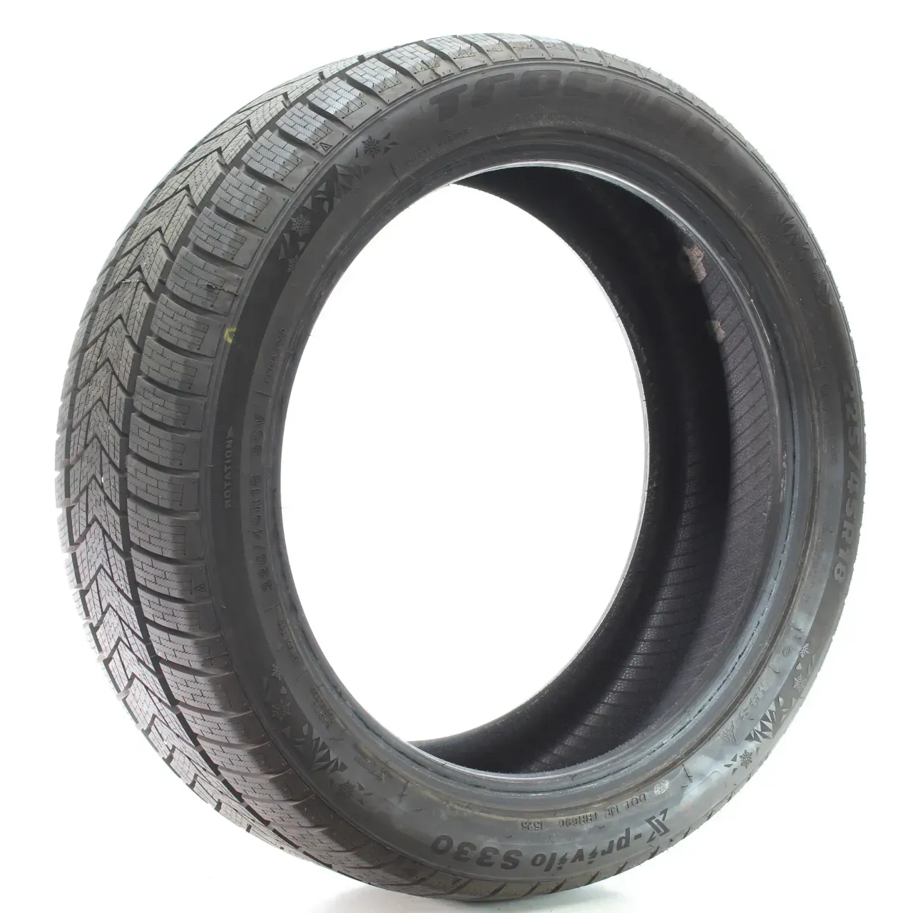 Winterreifen Tracmax X-privilo S330 XL 225/45R18 95V DOT25 - Bild 1