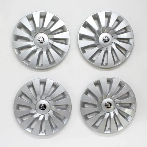 Background image for Skoda Octavia 3 5E 16 Zoll Radkappen Radzierblenden Original 5E0601147G 4Stk