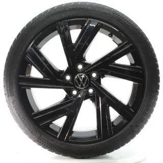 VW Golf 8 VIII CD1 Winterräder Bergamo Schwarz Conti 225/40R18 DOT23 5H0601025M - Bild 2