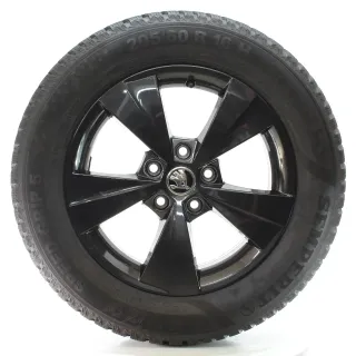 Skoda Octavia IV NX Winterräder 5-Speichen Semperit 205/60R16 DOT23 5E3601025AA - Bild 4