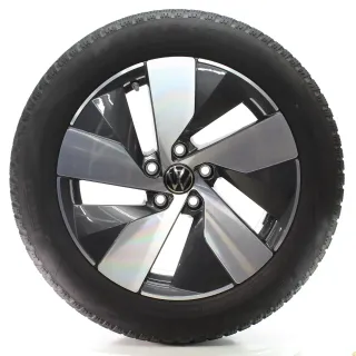 VW Passat B9 Variant CJ5 Winterräder Bologna Pirelli 215/55R17 DOT25 3J0601025K - Bild 2