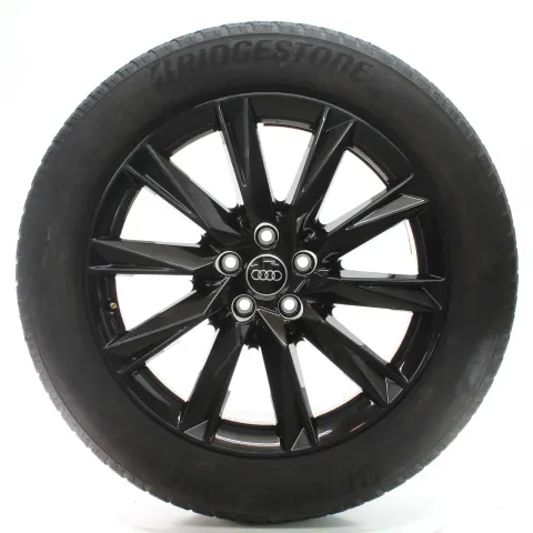 Background image for Audi Q4 E-tron F4 Winterräder Lamina Bridgestone 235/55-255/50R19 89A071499