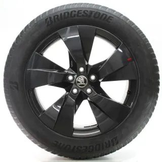 Skoda Enyaq IV NY Winterräder 5-Speichen 235/55-255/50R19 101T DOT24 5LA601025CP - Bild 4