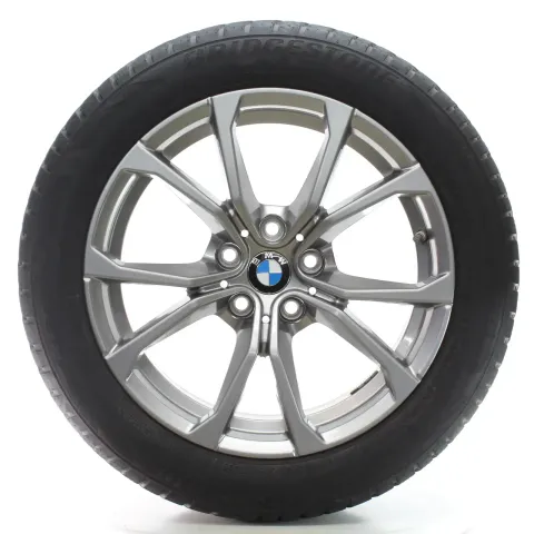 Background image for BMW 3er G20 G21 Winterräder V-Speiche 776 Bridgestone 225/50R17 DOT23 6883518