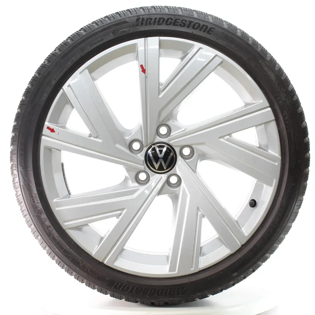 VW Golf VIII CD1 Winterrad Bergamo Bridgestone 225/40R18 92V 5H0601025M - Bild 1