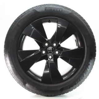 Skoda Enyaq iV 50 60 Winterräder Luter Pirelli 235/55R19 DOT25 101T 5LA601025CP - Bild 1
