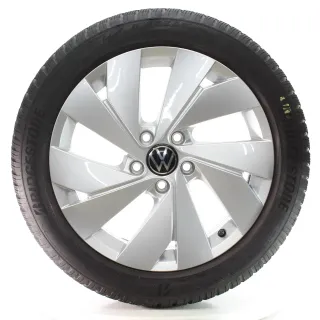 VW Golf VIII CD1 CG5 Winterräder Belmont Bridgestone 205/50R17 DOT25 5H0601025B - Bild 4