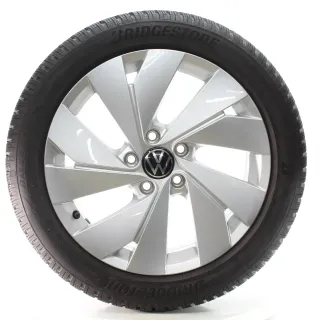 VW Golf 8 VIII CD1 Winterräder Belmont Bridgestone 205/50R17 DOT24 5H0601025B - Bild 4