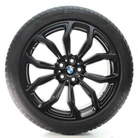 Background image for BMW X3 G01 X4 G02 Winterräder Y-Speiche 695 Pirelli 245/45R20 103V DOT24 6881208
