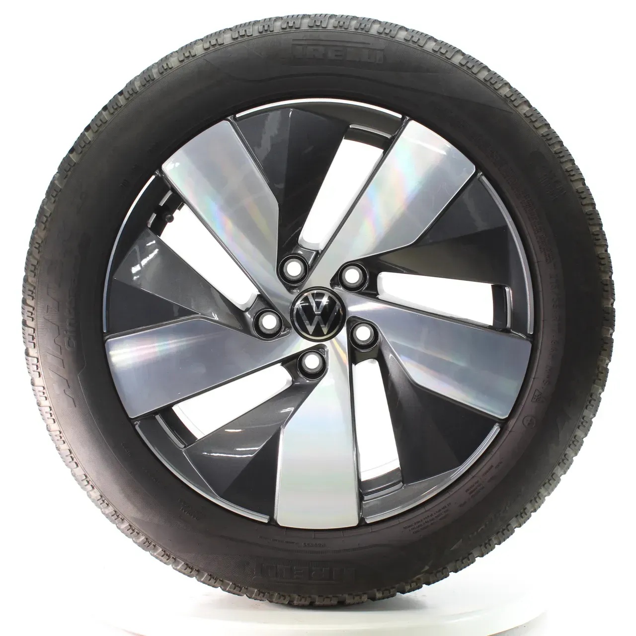 VW Passat B9 Variant CJ5 Winterräder Bologna Pirelli 215/55R17 DOT25 3J0601025B - Bild 1