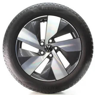 VW Passat B9 Variant CJ5 Winterräder Bologna Pirelli 215/55R17 DOT25 3J0601025K - Bild 1