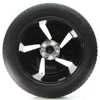 VW Passat B9 Variant CJ5 Winterräder Bologna Pirelli 215/55R17 DOT25 3J0601025B - Bild 5