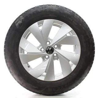 VW Tiguan CT1 Winterräder Belmont Goodyear 215/65R17 99H DOT24 571601025 - Bild 4