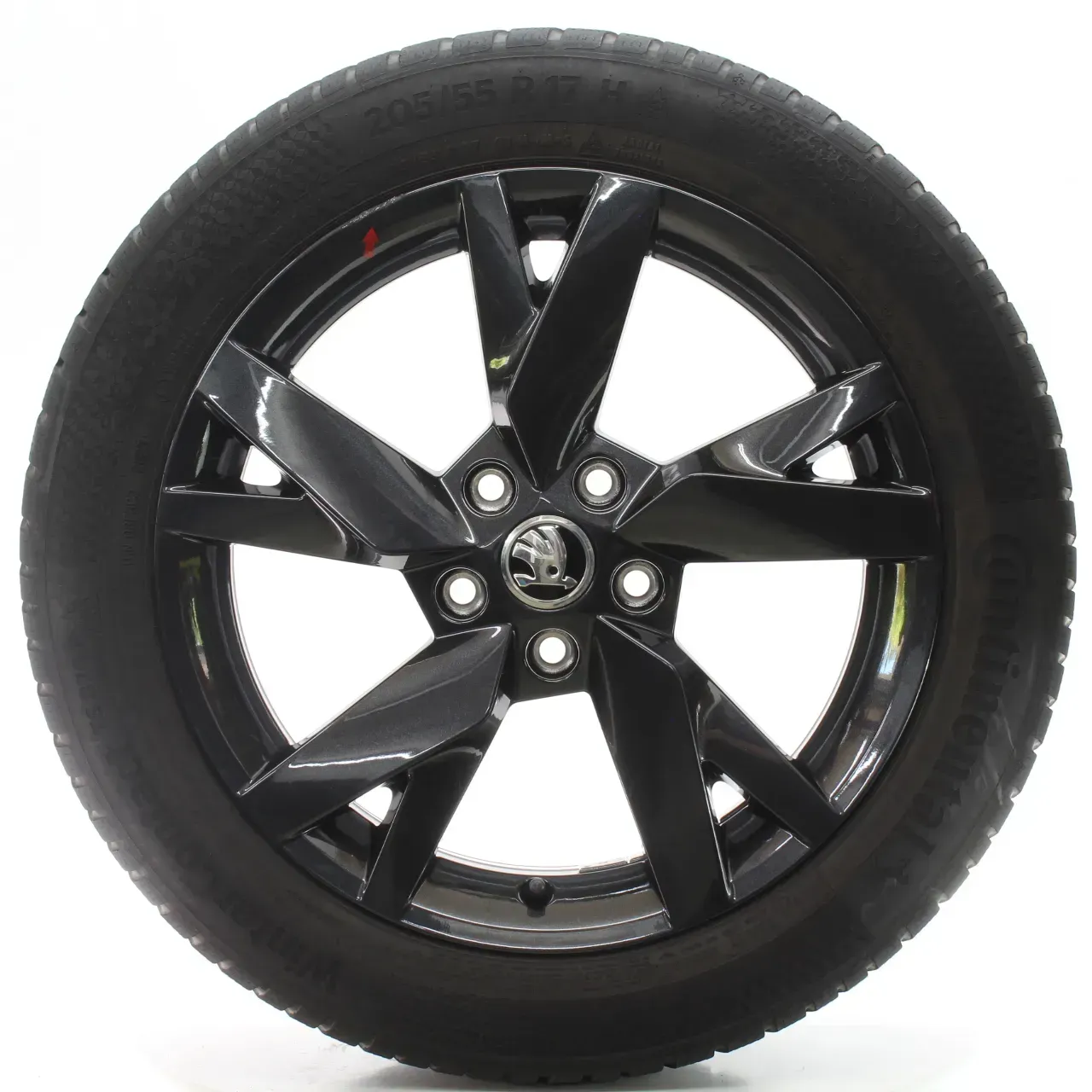 Skoda Octavia IV NX Winterräder Lyra Schwarz Conti 205/55R17 DOT23 5E3601025AE - Bild 1