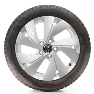 VW Golf 8 VIII CG CD Winterräder Belmont Pirelli 205/50R17 93H DOT25 5H0601025B - Bild 1