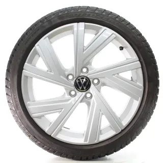 VW Golf 8 VIII CD1 Winterräder Bergamo Pirelli 225/40R18 92V DOT25 5H0601025AB - Bild 4