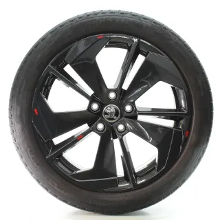 Skoda Octavia IV NX Sommerräder Comet Bridgestone 225/45R18 DOT23 5E3601025AP - Bild 3