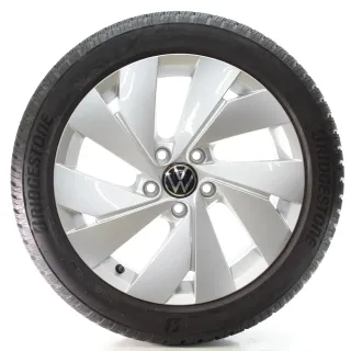 VW Golf 8 VIII CD1 Winterräder Belmont Bridgestone 205/50R17 DOT25 5H0601025B - Bild 2