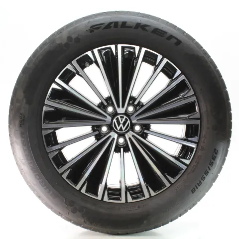 Background image for VW Tiguan CT1 Winterräder Napoli Schwarz Glanz Falken 235/55R18 DOT24 571601025K