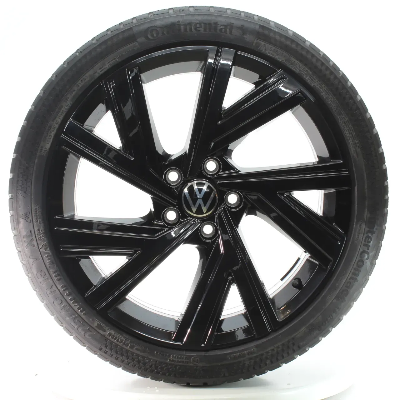 VW Golf 8 VIII CD1 Winterräder Bergamo Schwarz Conti 225/40R18 DOT23 5H0601025M - Bild 1