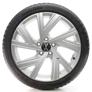 VW Golf 8 VIII CD1 Winterräder Bergamo Bridgestone 225/40R18 DOT23 5H0601025AB - Bild 3