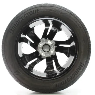 Peugeot 2008 II U Winterräder Salamanca Bridgestone 215/60R17 96H 9828186080 - Bild 5
