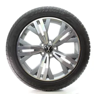 VW Passat Alltrack 3G Winterräder Kalamata Pirelli 245/45R18 96V 3G0601025BK - Bild 3
