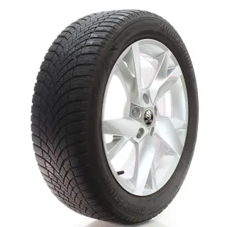 Skoda Octavia IV NX Winterräder Lyra Bridgestone 205/55R17 95V DOT24 5E3601025AC - Bild 6
