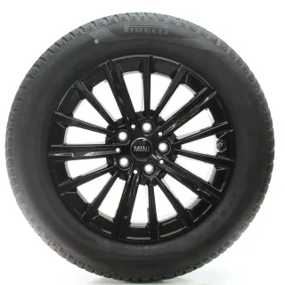 MINI Countryman U25 Winterräder V-Speiche 833 Pirelli 205/65R17 DOT24 5A094B2 - Bild 1