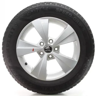 Skoda Octavia IV NX Winterräder Velorum Semperit 205/60R16 DOT25 5E3601025BE - Bild 3