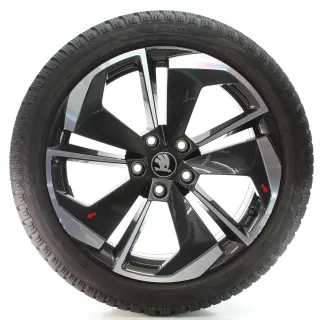 Skoda Octavia IV NX Winterräder Comet Pirelli 225/45R18 95V DOT25 5E3601025AP - Bild 4