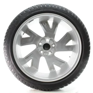 VW Golf 8 VIII CD1 Winterräder Bergamo Pirelli 225/40R18 92V DOT24 5H0601025AB - Bild 5
