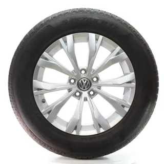 VW Tayron Tiguan II AD1 Allspace Winterräder Montana Pirelli 215/65R17 5NA601025 - Bild 3