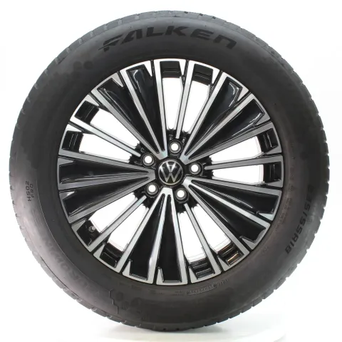 Background image for VW Tiguan CT1 Winterräder Napoli Falken 235/55R18 104H DOT24 571601025K