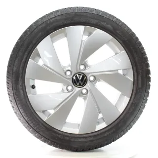 VW Golf VIII CD1 CG5 Winterräder Belmont Bridgestone 205/50R17 DOT25 5H0601025B - Bild 3