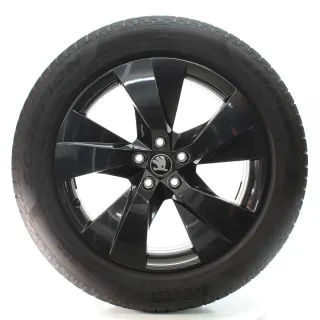 Skoda Elroq Enyaq Winterräder 5-Speichen Pirelli 235/55R19 DOT25 5LA601025CN - Bild 4