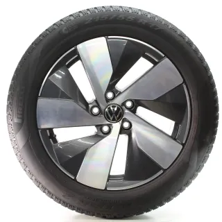VW Passat B9 Variant CJ5 Winterräder Bologna Pirelli 215/55R17 DOT25 3J0601025K - Bild 3