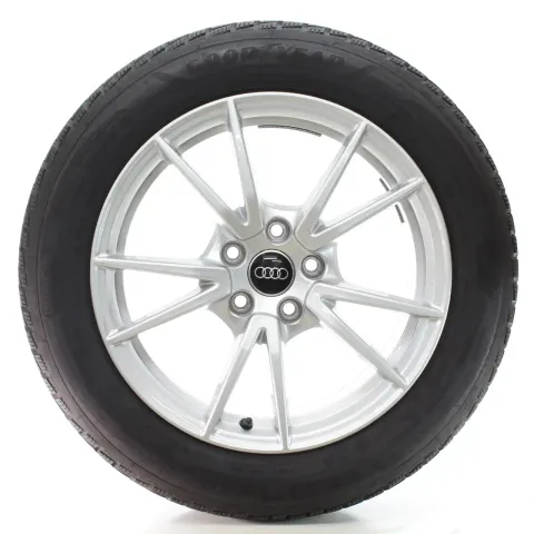 Background image for Audi A5 B10 FU Winterräder 5-Doppelspeichen Goodyear 215/55R17 DOT24 8B3601025A