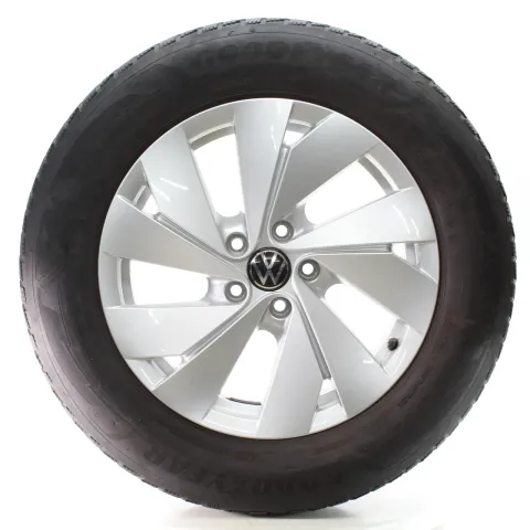 Background image for VW Tiguan CT1 Winterräder Belmont Goodyear 215/65R17 99H DOT25 571601025